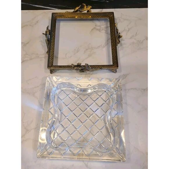 Vintage Glass Crystal Ashtray on a Gilt Ormolu Base Stand Hollywood Regency MCM - Picture 4 of 12